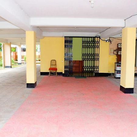 The Tavern Orchid Hotel Kolkata Exterior photo