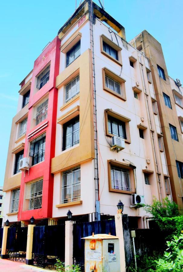 The Tavern Orchid Hotel Kolkata Exterior photo